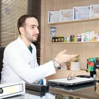 دکتر حسین فزونی